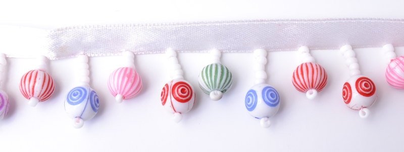 Frange perles colorées